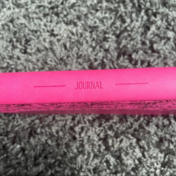Pink Journal - Picture 6 of 6